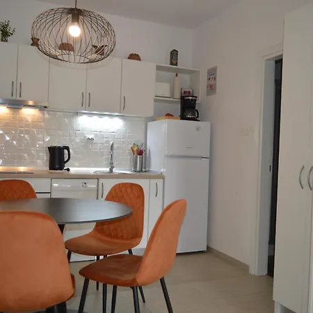 Two Bedroom Romeo With Hot Tub And Sea View Dubrovnik