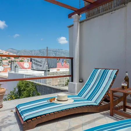 Two Bedroom Romeo With Hot Tub And Sea View Dubrovnik