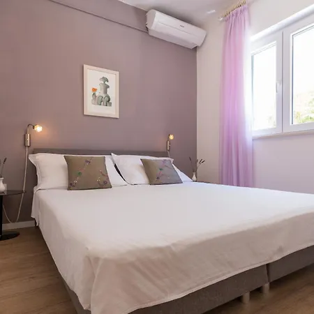 Two Bedroom Romeo With Hot Tub And Sea View Dubrovnik