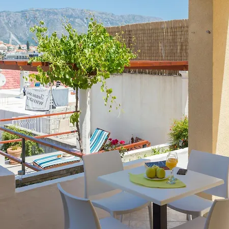 Daire Two Bedroom Romeo With Hot Tub And Sea View Dubrovnik