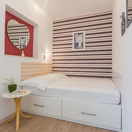Daire Two Bedroom Romeo With Hot Tub And Sea View Dubrovnik